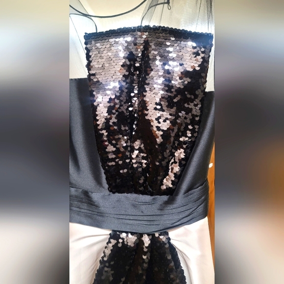 SACHIN + BABI FAITH BOW GOWN Size 0 - Picture 5 of 12